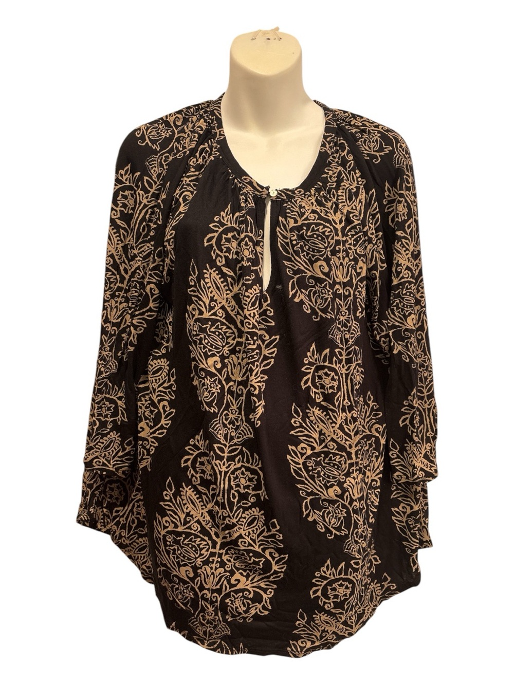 Lucky Brand Black Top with Tan Floral Print size 1X